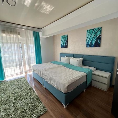 Готель Mamaia White Tower Екстер'єр фото