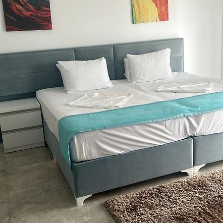 Готель Mamaia White Tower Екстер'єр фото